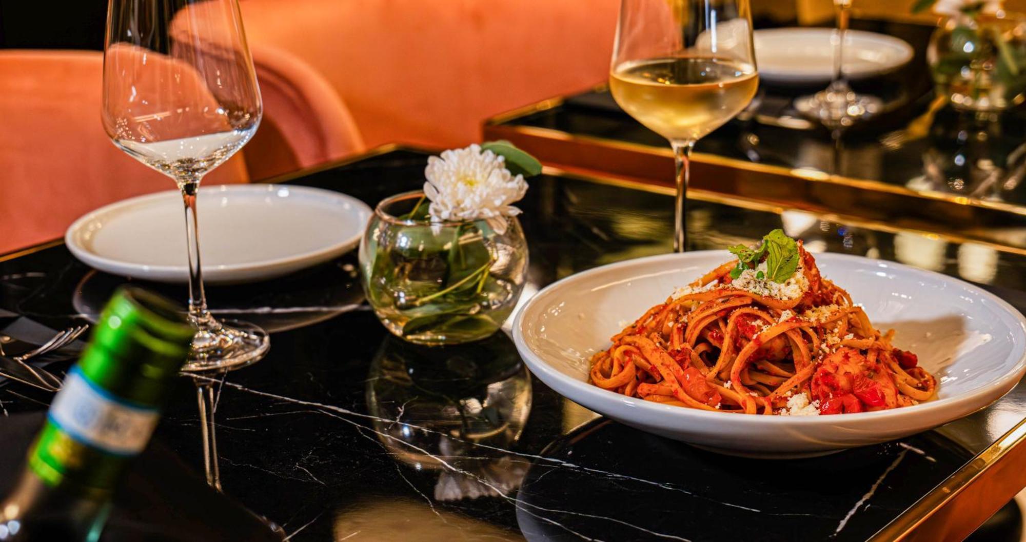 Gate Twenty Two Boutique Hotel 4*
