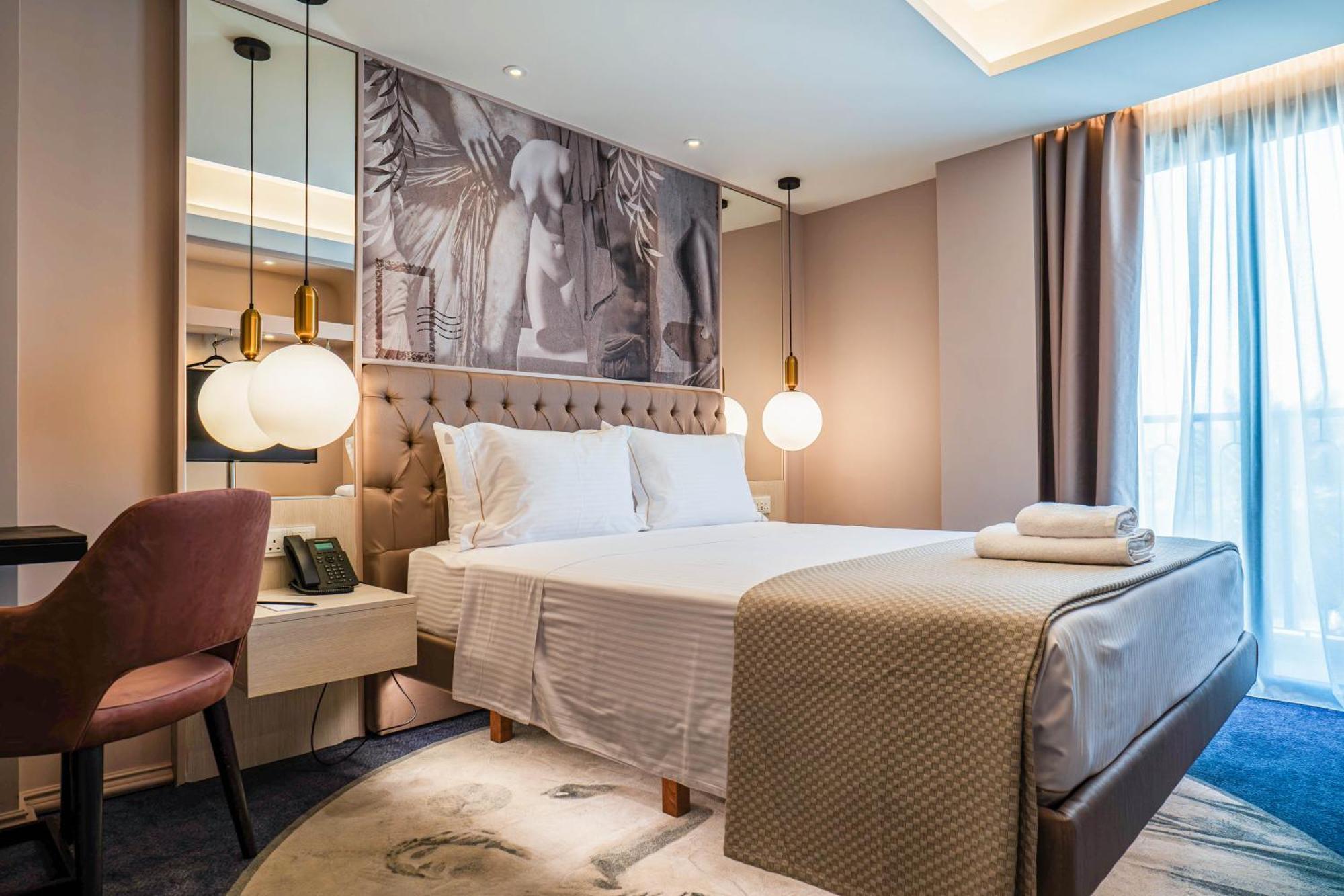 Gate Twenty Two Boutique Hotel 4*